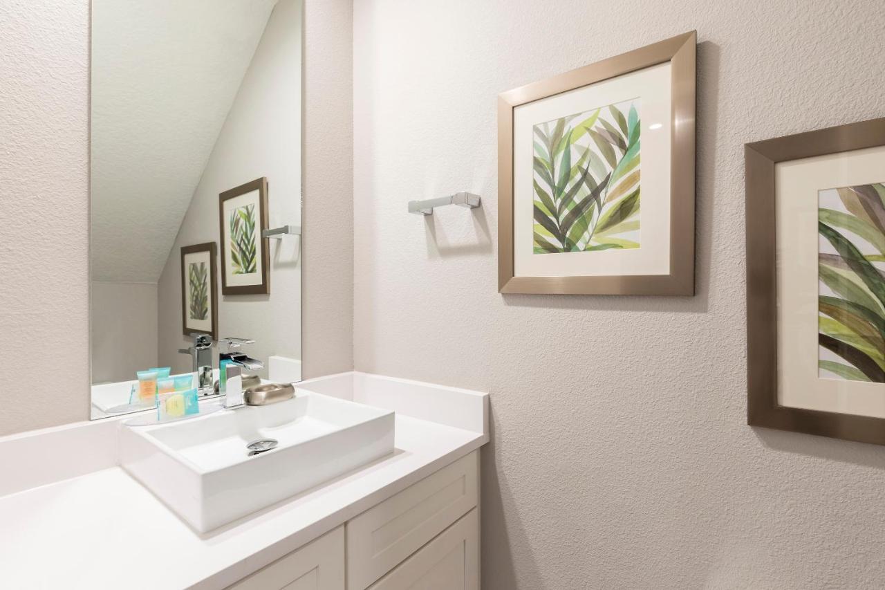 4 Bedroom 4 Ba Deluxe Villa 1804Ft² 5Min To Disney Parks オーランド エクステリア 写真