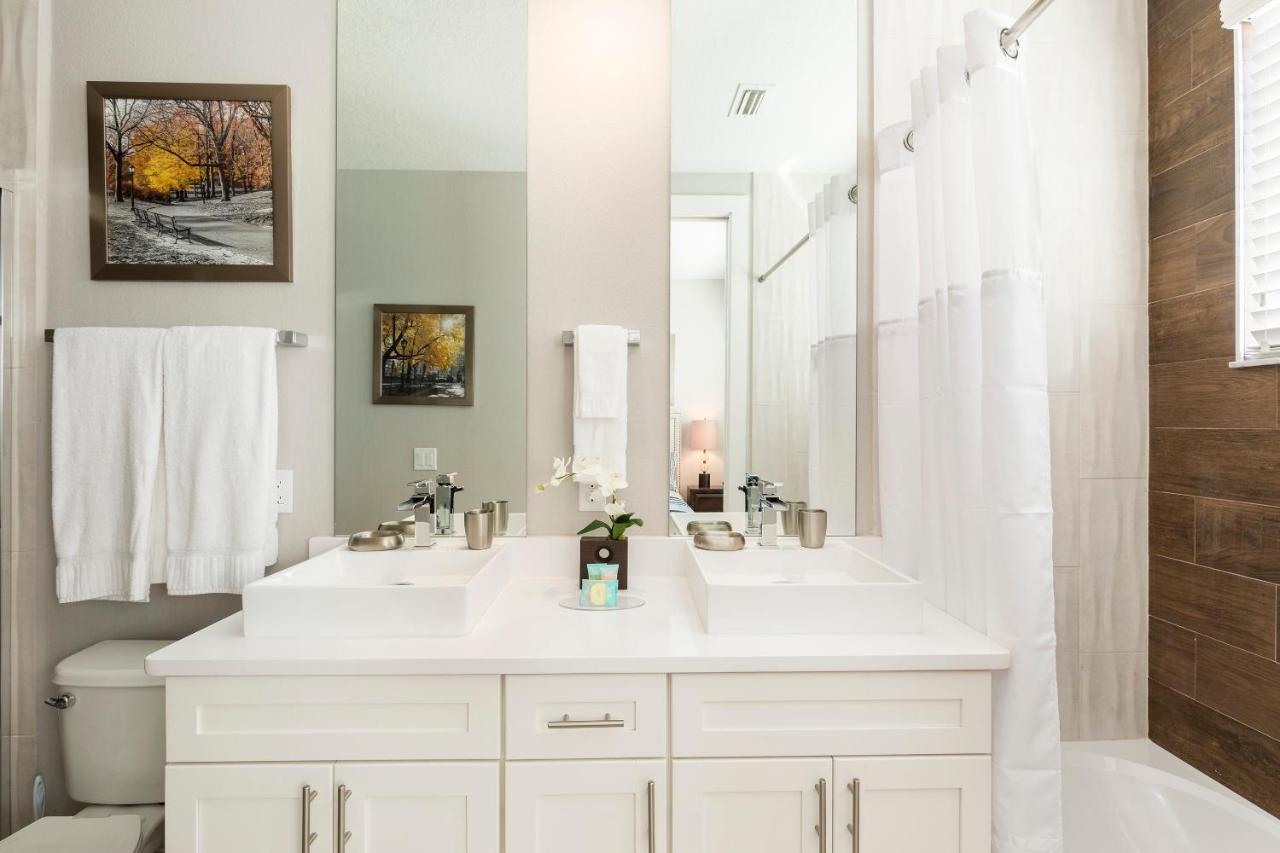 4 Bedroom 4 Ba Deluxe Villa 1804Ft² 5Min To Disney Parks オーランド エクステリア 写真