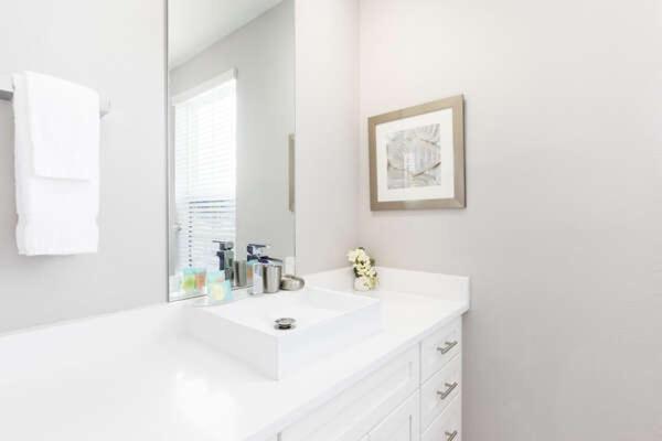 4 Bedroom 4 Ba Deluxe Villa 1804Ft² 5Min To Disney Parks オーランド エクステリア 写真