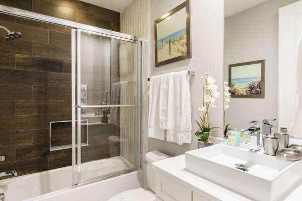 4 Bedroom 4 Ba Deluxe Villa 1804Ft² 5Min To Disney Parks オーランド エクステリア 写真
